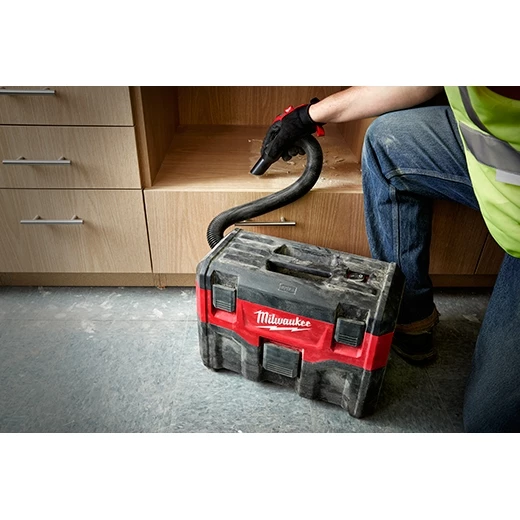 Milwaukee M18™ 2-Gallon Wet/Dry Vacuum, Bare Tool 7 Milwaukee M18™ 2-Gallon Wet/Dry Vacuum, Bare Tool - Image 5