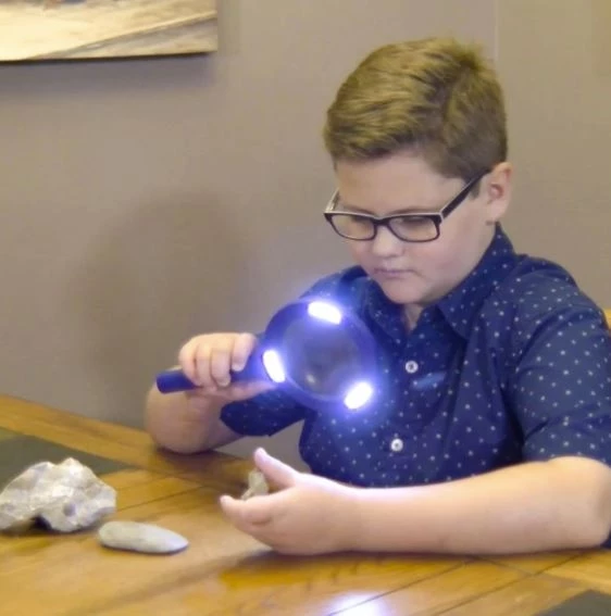 LitezAll COB LED Illuminated Magnifying Glass, Assorted 6 LitezAll COB LED Illuminated Magnifying Glass, Assorted - Image 4