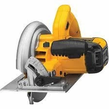 DeWalt 7 1/4" Lightweight Circular Saw 4 DeWalt 7 1/4" Lightweight Circular Saw - Image 2