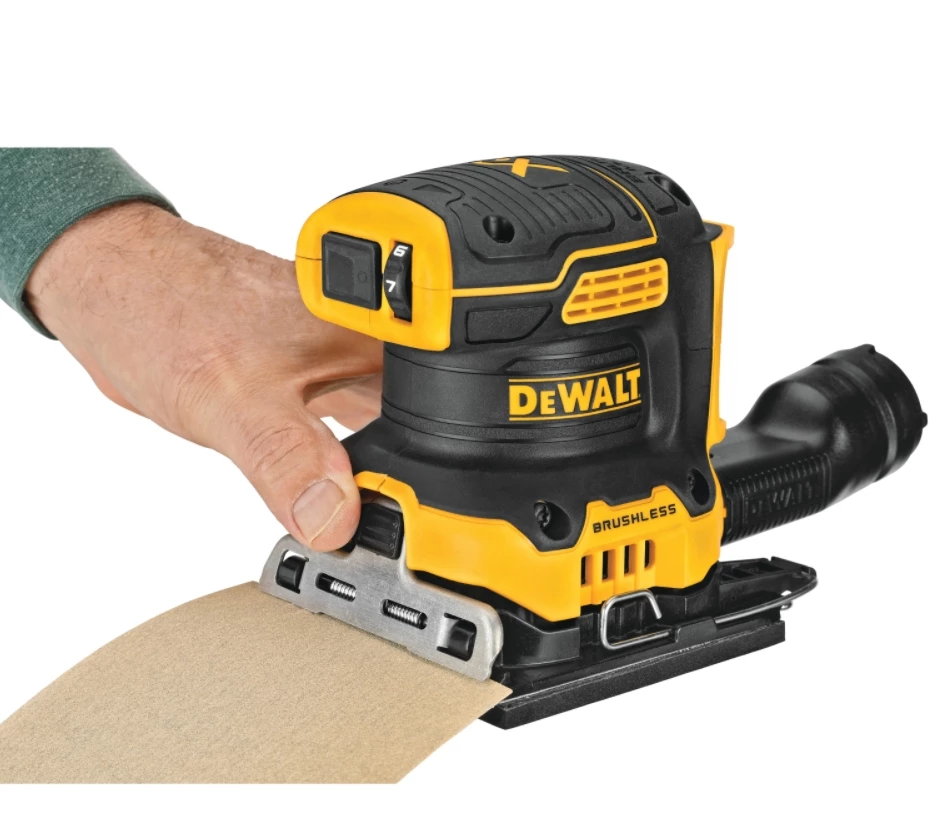 DeWALT 20V MAX* XR® BRUSHLESS CORDLESS 1/4 SHEET VARIABLE SPEED SANDER (TOOL ONLY) 6 DeWALT 20V MAX* XR® BRUSHLESS CORDLESS 1/4 SHEET VARIABLE SPEED SANDER (TOOL ONLY) - Image 4