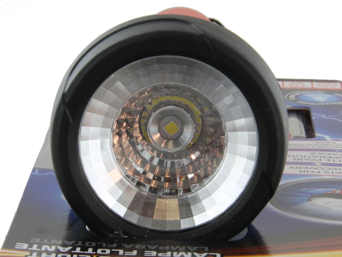 Energizer WRWP21E Weatheready Floating LED Light 5 Energizer WRWP21E Weatheready Floating LED Light - Image 3