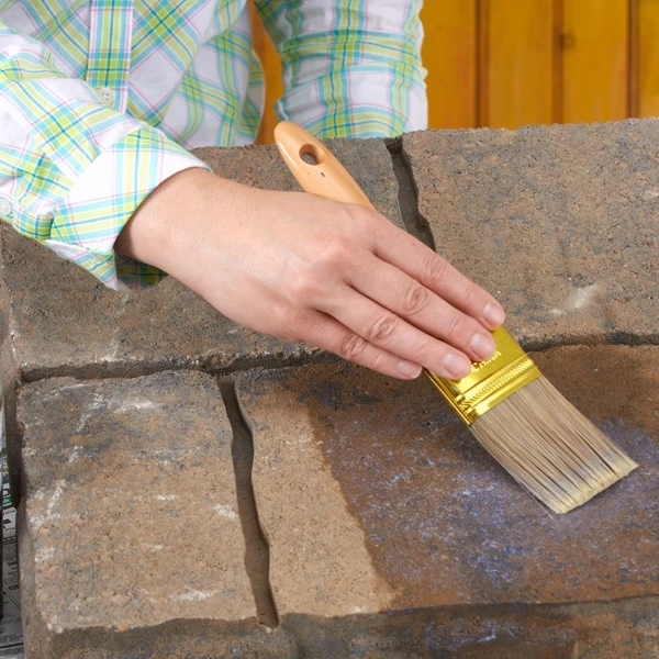 DRYLOK® Protector Clear Low Sheen Penetrating Sealer - Gallon 4 DRYLOK® Protector Clear Low Sheen Penetrating Sealer - Gallon - Image 2