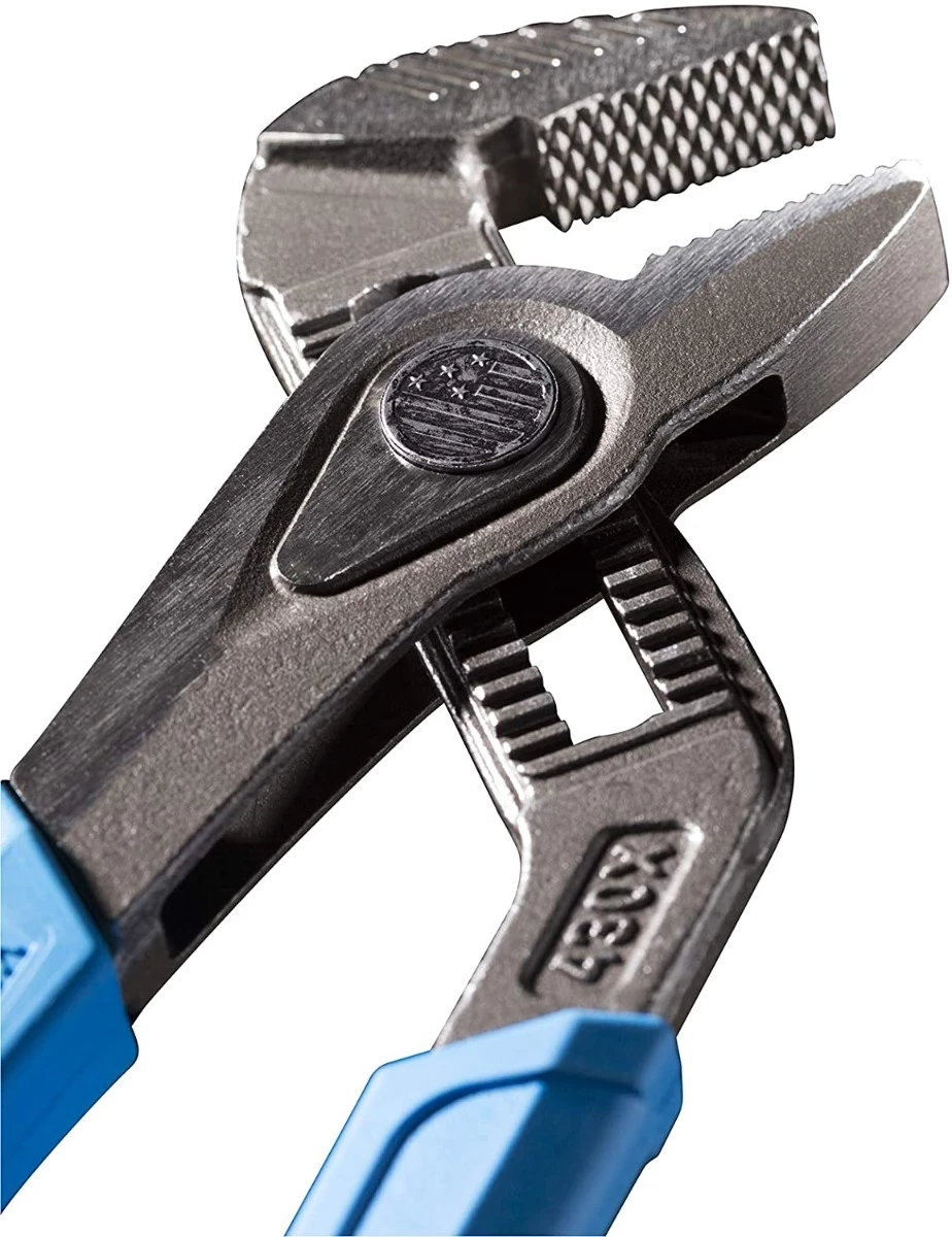 Channellock 430X 10-inch SpeedGrip Straight Jaw Tongue & Groove Pliers 5 Channellock 430X 10-inch SpeedGrip Straight Jaw Tongue & Groove Pliers - Image 3