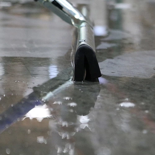 Ettore Wipe’n Dry Floor Squeegee 4 Ettore Wipe’n Dry Floor Squeegee - Image 2