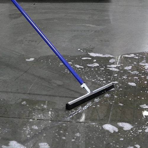 Ettore Wipe’n Dry Floor Squeegee 5 Ettore Wipe’n Dry Floor Squeegee - Image 3