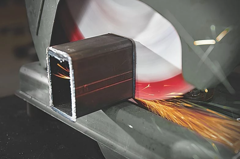 Lenox METALMAX Diamond Edge Cutoff Wheel, 4" x 5/8", Angle Grinder 7 Lenox METALMAX Diamond Edge Cutoff Wheel, 4" x 5/8", Angle Grinder - Image 5