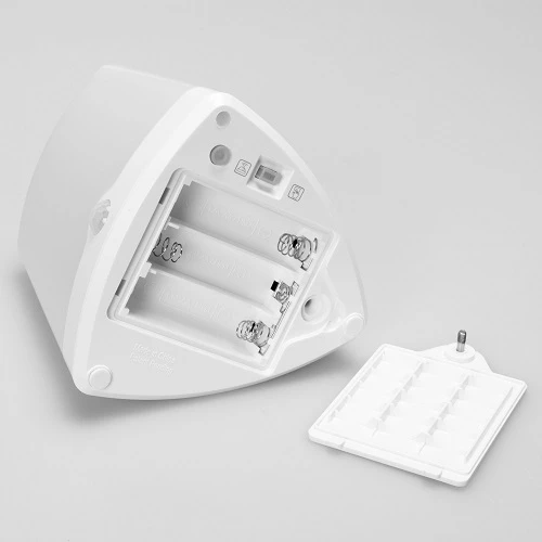 Amertac Indoor/Outdoor Color-Changing LED Light | LS3101RGB 8 Amertac Indoor/Outdoor Color-Changing LED Light | LS3101RGB - Image 6