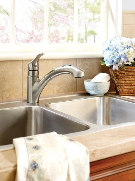 Moen Renzo Spot Resist Stainless One-Handle Pullout Kitchen Faucet 5 Moen Renzo Spot Resist Stainless One-Handle Pullout Kitchen Faucet - Image 3