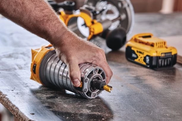 DeWalt 20V MAX* XR® Brushless Cordless Compact Router 7 DeWalt 20V MAX* XR® Brushless Cordless Compact Router - Image 5