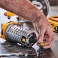 DeWalt 20V MAX* XR® Brushless Cordless Compact Router 16 DeWalt 20V MAX* XR® Brushless Cordless Compact Router -Home Improvement Sales Shop dcw600b 6