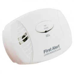 First Alert Plug-In Carbon Monoxide Alarm with Battery Backup